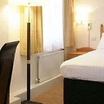 Britannia Hotel 3*