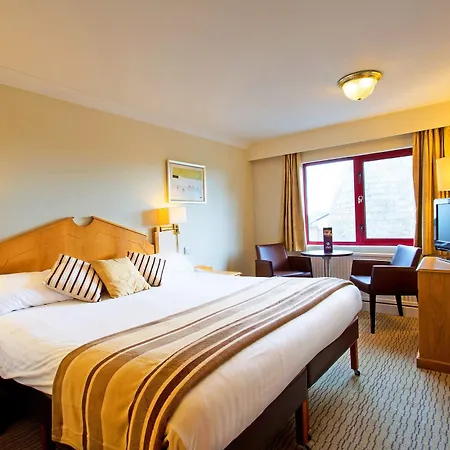 Britannia Leeds 3*