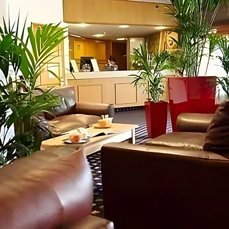 Britannia Hotel 3*