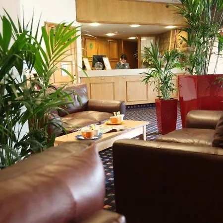 Britannia Leeds Готель