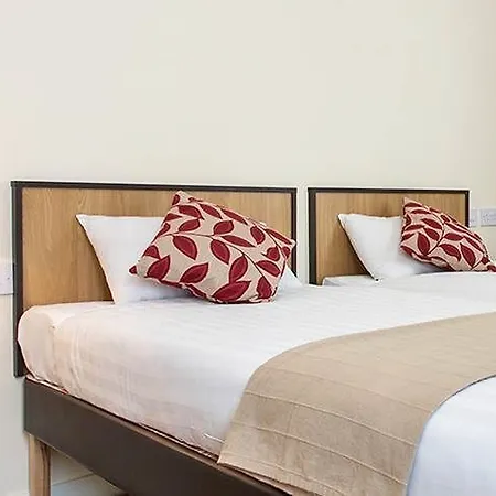 Britannia Leeds 3* Лідс