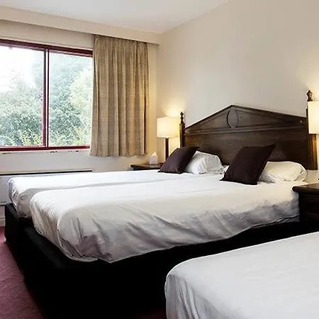 Britannia 3* Leeds (West Yorkshire)