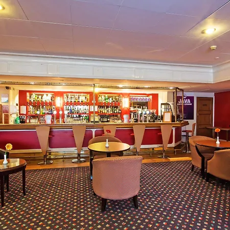 Britannia 3* Leeds (West Yorkshire)