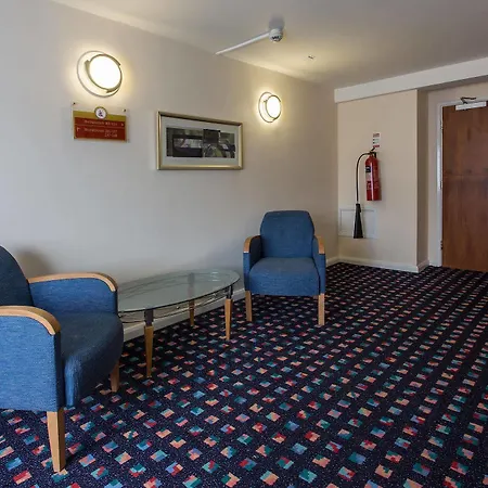 Готель Britannia Leeds 3*