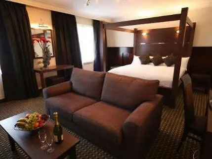 Готель Britannia Leeds 3*