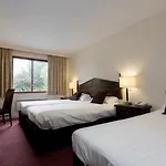 Britannia 3*