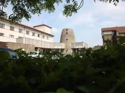 Britannia 3* Leeds (West Yorkshire)